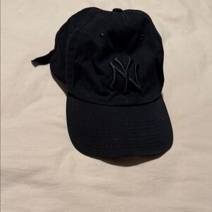Black NY Embroidered Women's Hat
